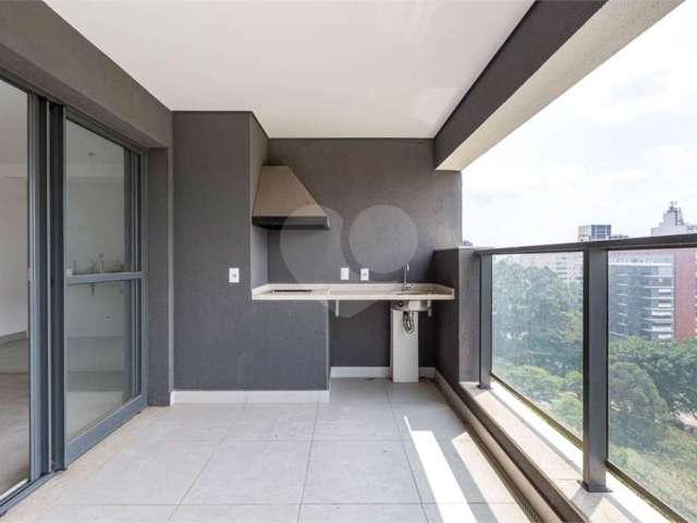 Apartamento com 3 quartos à venda em Pinheiros - SP