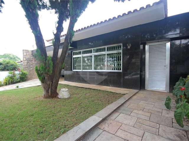 Casa térrea com 3 quartos à venda em Alto De Pinheiros - SP