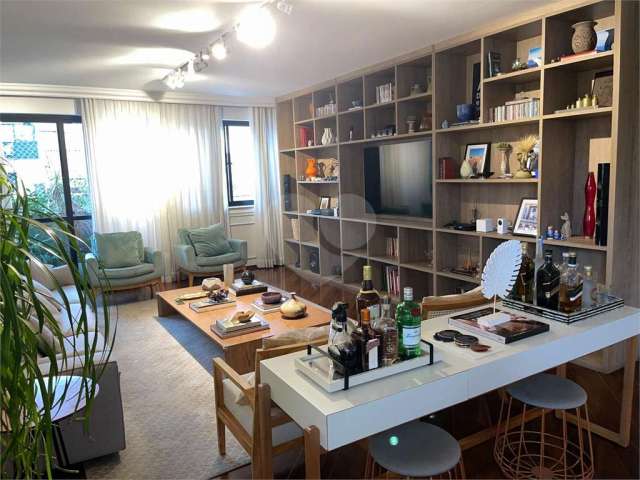 Apartamento com 3 quartos à venda em Alto Da Lapa - SP