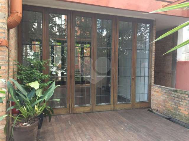 Casa com 3 quartos à venda em Jardim Das Bandeiras - SP