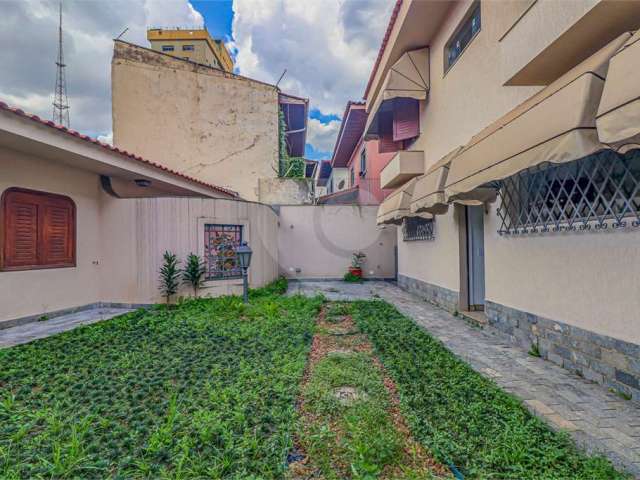 Casa com 4 quartos à venda ou para locação em Alto De Pinheiros - SP