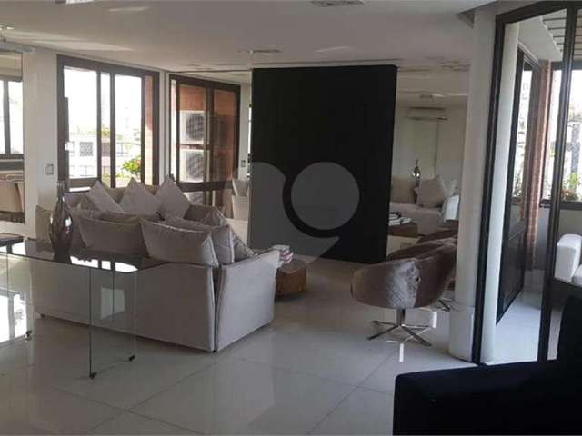 Apartamento com 3 quartos à venda em Higienópolis - SP