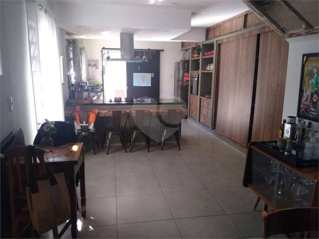 Casa com 4 quartos à venda em Lapa - SP