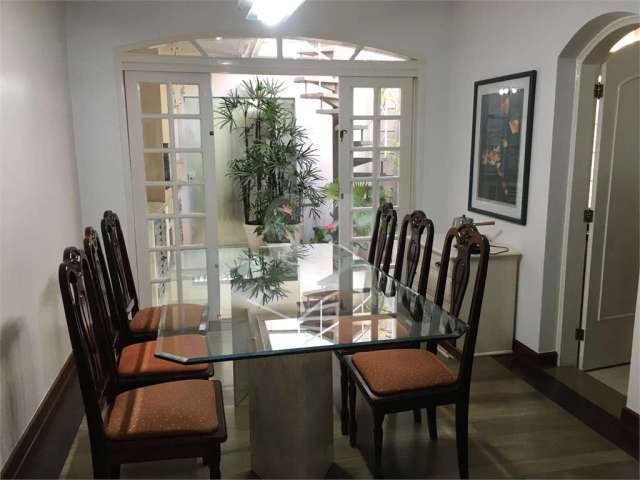 Casa com 3 quartos à venda em Vila Madalena - SP