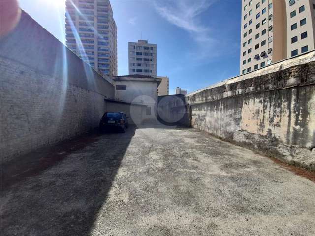 Terreno com 3 quartos à venda em Água Branca - SP