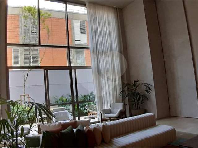 Apartamento com 3 quartos à venda em Pinheiros - SP