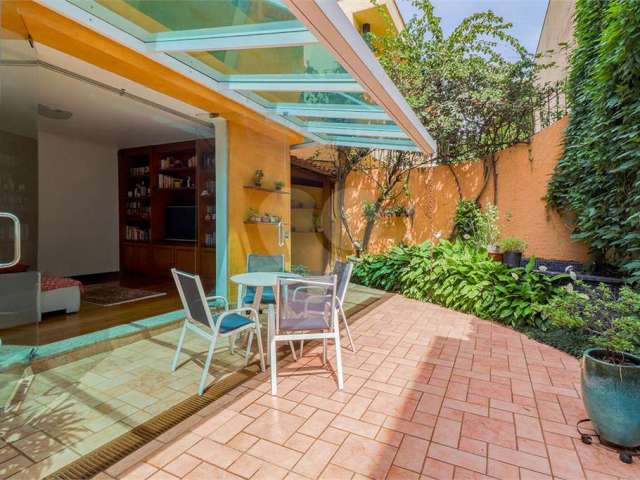 Casa com 4 quartos à venda em Vila Madalena - SP