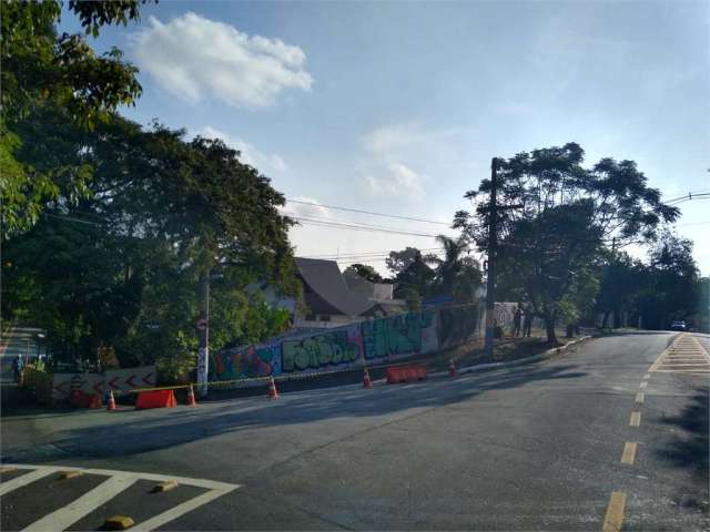 Terreno à venda em Alto Da Lapa - SP