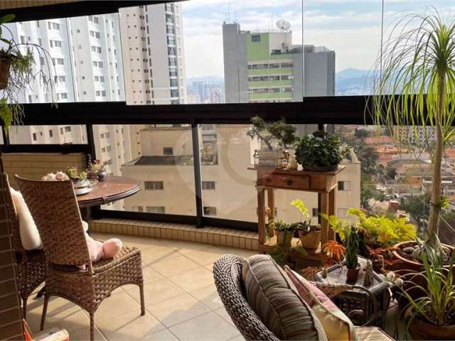 Apartamento com 3 quartos à venda em Alto Da Lapa - SP