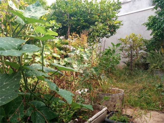 Casa térrea com 3 quartos à venda em Vila Ipojuca - SP