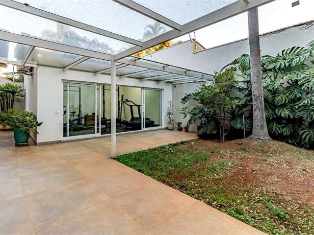 Casa-São Paulo-ALTO DE PINHEIROS | Ref.: REO979196