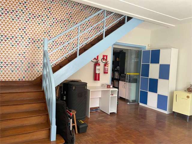 Casa comercial ou residencial no bairro de Pinheiros!