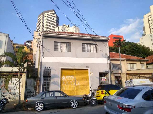 Casa à venda ou para locação em Alto Da Lapa - SP