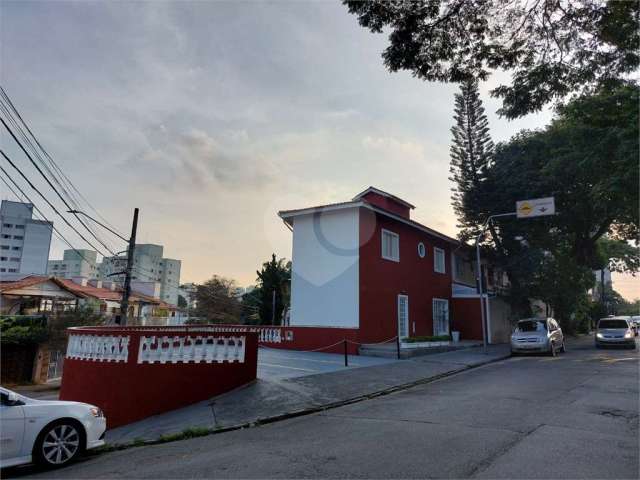 Casa com 3 quartos à venda ou para locação em Jardim Ester - SP