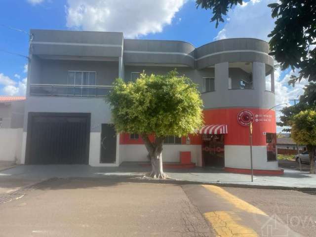 Prédio Comercial Residencial em Marialva - Pr