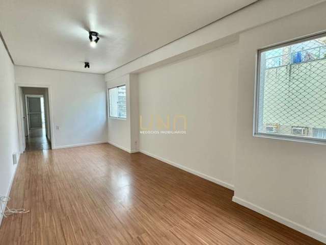 Apartamento com 3 quartos à venda na Rua Hermann Blumenau, 127, Centro, Florianópolis por R$ 900.000