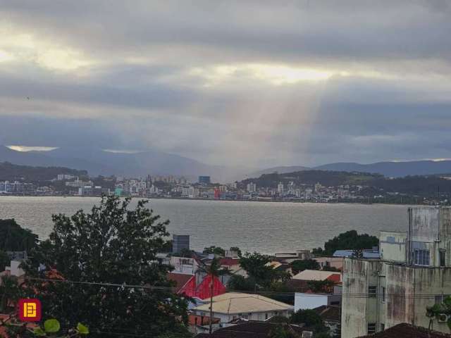 Casa Residencial em Itaguaçu