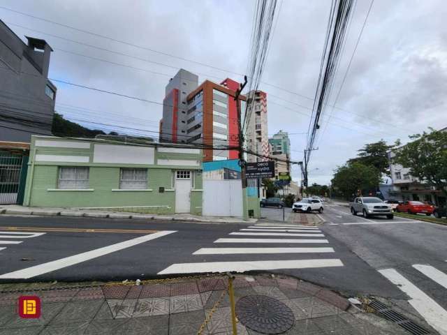 Casa Residencial/Comercial em Centro