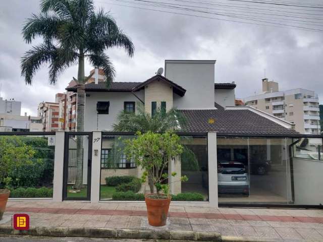 Casa Residencial em Córrego Grande