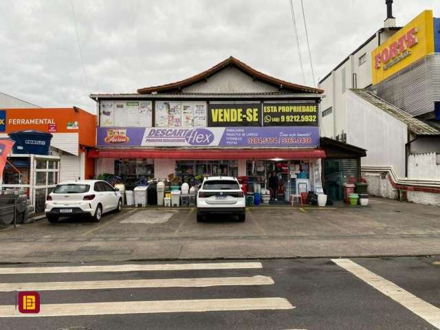 Casa Residencial/Comercial em Cachoeira Do Bom Jesus