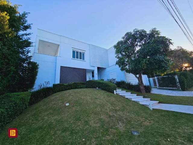 Casa em Condomínio em Rio Tavares