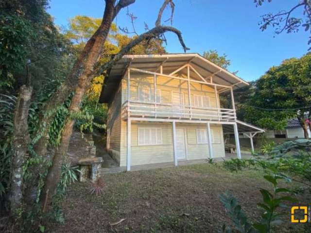 Casa Residencial em Lagoa Da Conceição