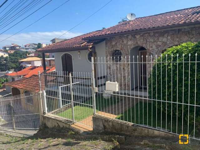 Casa Residencial em Coqueiros