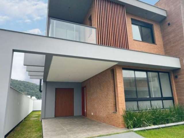 Casa Residencial em Rio Tavares