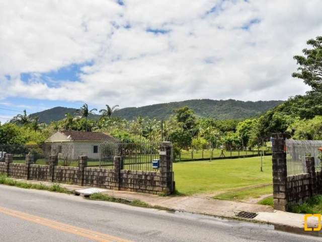 Casa Residencial em Ribeirão Da Ilha