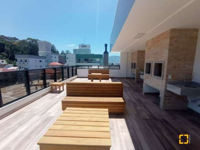 Apartamentos em Carvoeira