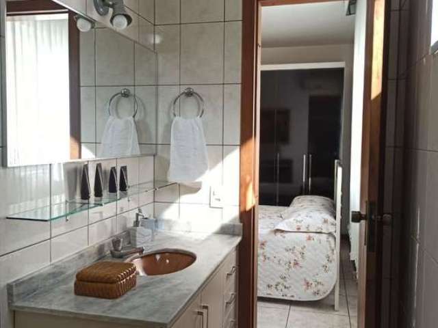 Apartamentos em Carvoeira