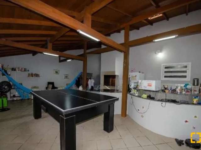 Casa Residencial em Ponta Das Canas