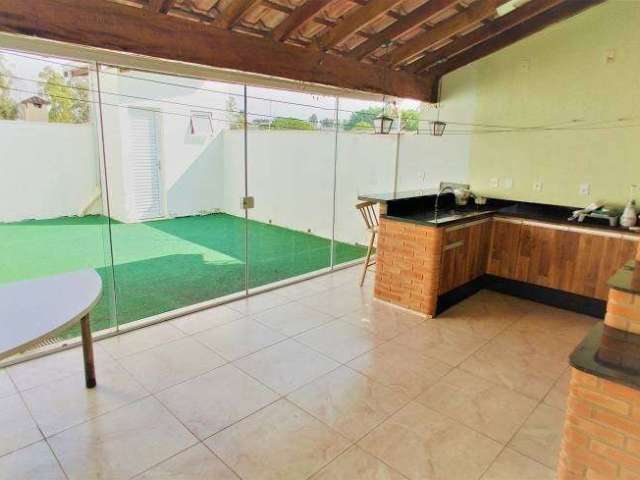 Casa com 3 quartos à venda na Rua Vicenzo Di Pietro Lui, 85, Jardim Bela Vista, Indaiatuba por R$ 710.000