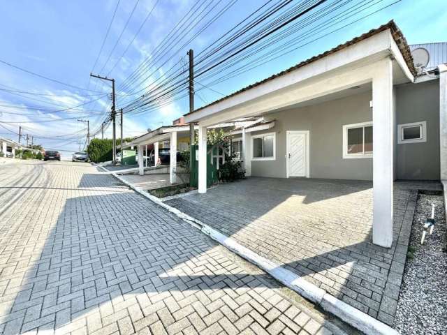 Casa em Condomínio para Venda em Colombo, Campo Pequeno, 3 dormitórios, 1 suíte, 2 banheiros, 2 vagas