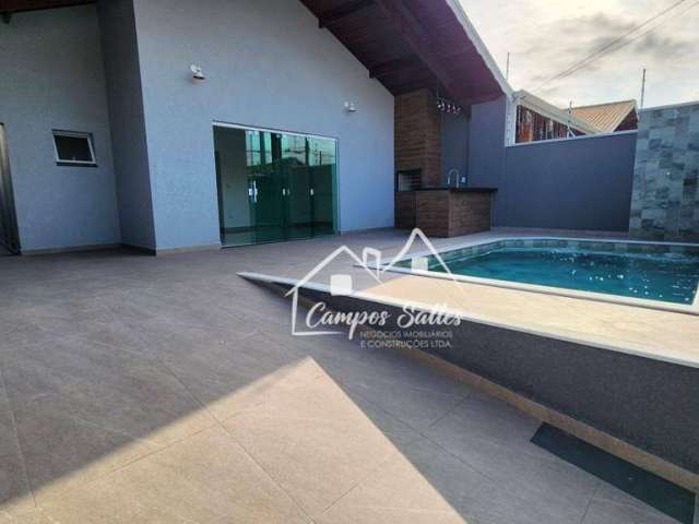 Casa à venda por R$ 800.000 - Parque Balneário Oásis em Peruíbe/SP