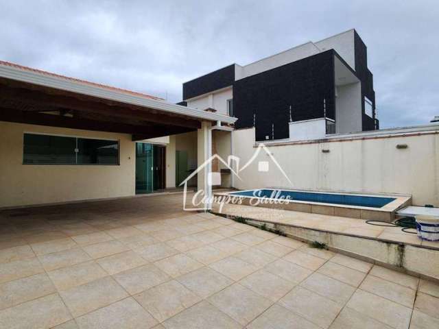 Casa com 3 dormitórios à venda, 131 m² por R$ 700.000,00 - Balneário Três Marias - Peruíbe/SP