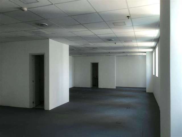 Sala comercial para alugar na Alameda Madeira, 322, Alphaville Centro Industrial e Empresarial/Alphaville., Barueri, 98 m2 por R$ 4.850