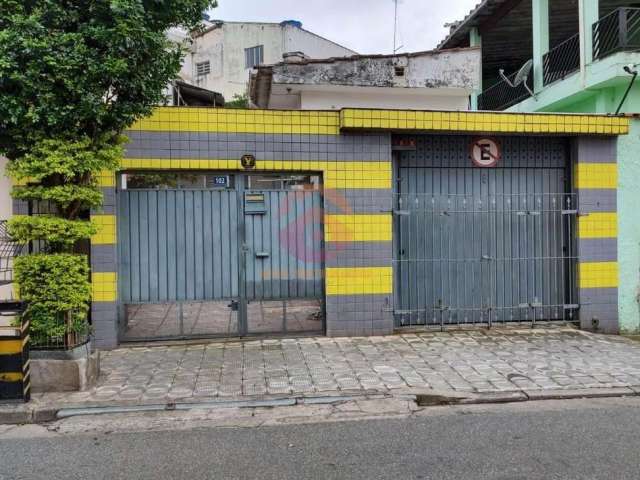 Casa Térrea para Venda em Guarulhos, Vila Galvão, 2 dormitórios, 2 banheiros, 4 vagas