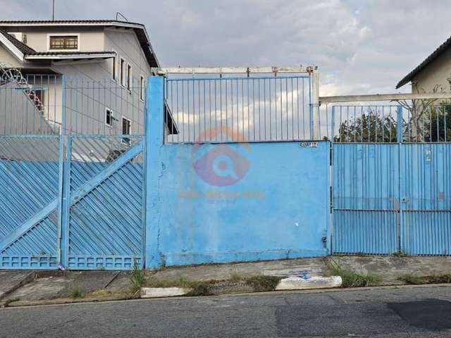 Casa Comercial para Locação em Guarulhos, Jardim Santa Mena, 3 dormitórios, 1 banheiro, 10 vagas