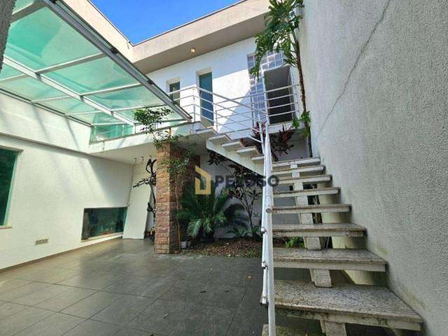 Casa com 3 dormitórios à venda, 220 m² por R$ 1.500.000,00 - Jardim Floresta - São Paulo/SP