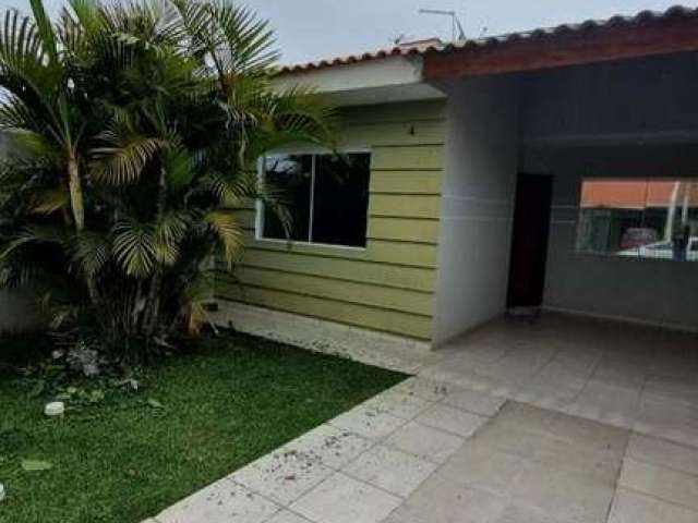 Casa para alugar no bairro Campo Largo da Roseira - São José dos Pinhais/PR