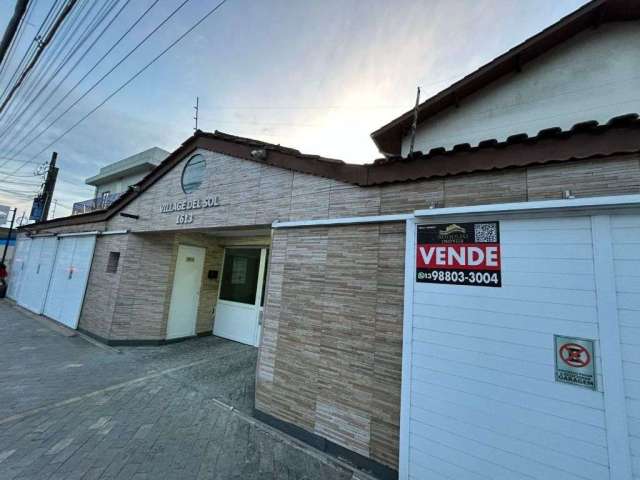 Guarujá Casa em Vilagio 70m² 2 Dormitórios 1 Vaga Piscina Churrasqueira Próximo de comércios