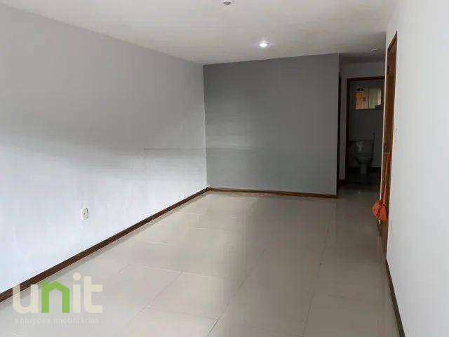 Casa com 4 dormitórios à venda por R$ 405.000,00 - Itaipu - Niterói/RJ