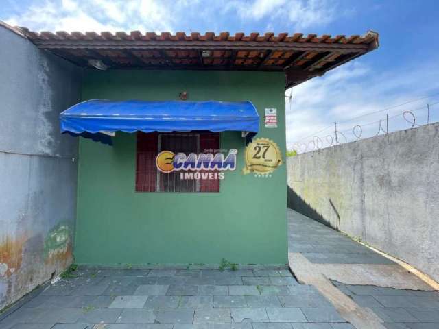 Casa com 2 quartos à venda na Av. Monteiro Lobato, 10.374, Balneário Itaguaí, Mongaguá, 35 m2 por R$ 265.000