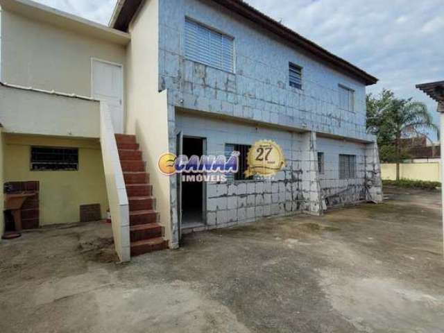 Sobrado com 4 dorms, Agenor de Campos, Mongaguá - R$ 270 mil, Cod: 3311