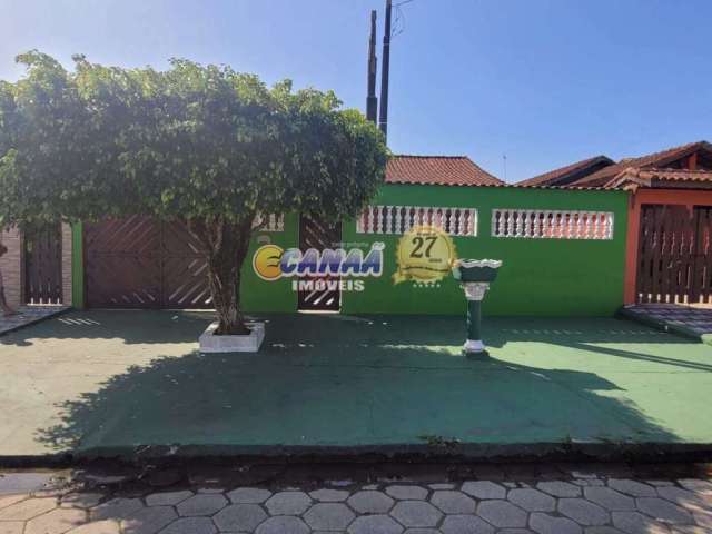 Casa com 2 quartos à venda na Av. Monteiro Lobato, 10.374, Balneário Itaguaí, Mongaguá, 105 m2 por R$ 350.000