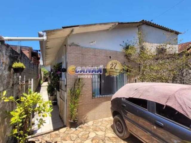 Casa com 2 quartos à venda na Av. Monteiro Lobato, 10.374, Balneário Regina Maria, Mongaguá, 104 m2 por R$ 210.000