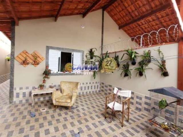 Casa com 2 quartos à venda na Av. Monteiro Lobato, 10.374, Balneario Jussara, Mongaguá, 85 m2 por R$ 395.000