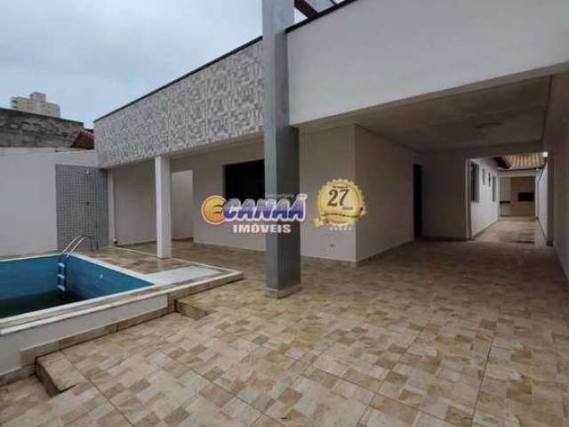 Casa com 3 dorms, Centro, Mongaguá - R$ 884 mil, Cod: 11269