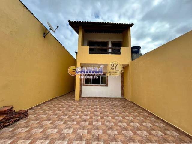 Casa com 4 quartos à venda na Av. Monteiro Lobato, 10.374, Balneário Itaguaí, Mongaguá, 168 m2 por R$ 373.000